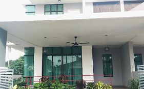 Ilham Bonda Homestay